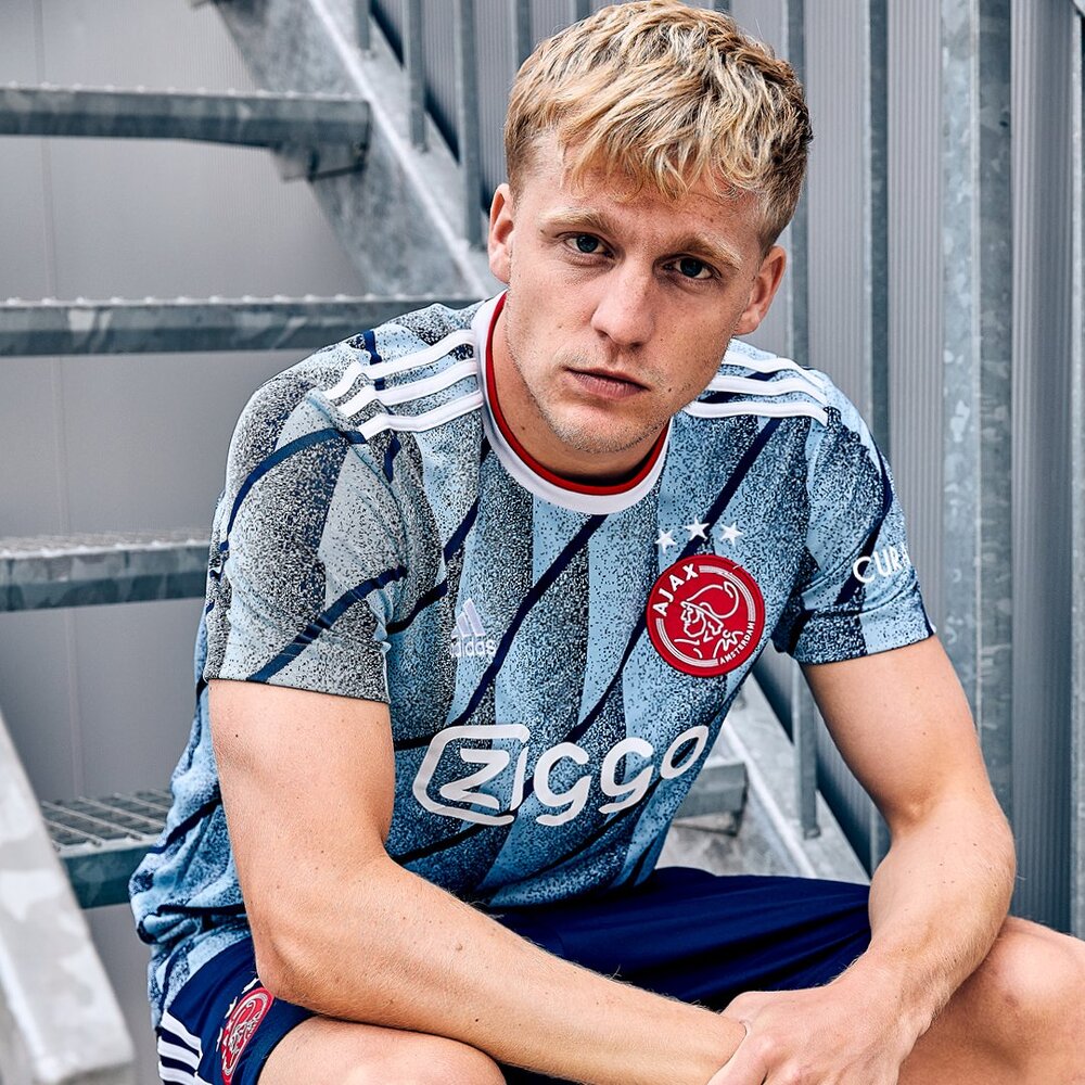 ajax-adidas-4.jpg